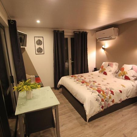La chambre des Onglous Marseillan  Extérieur photo