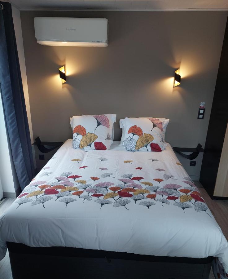 La chambre des Onglous Marseillan  Extérieur photo